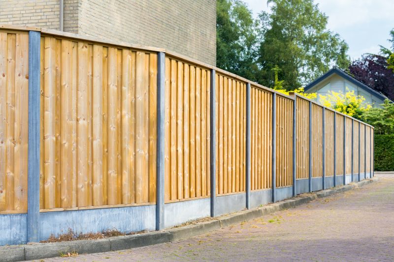 Consultation with Fence Experts